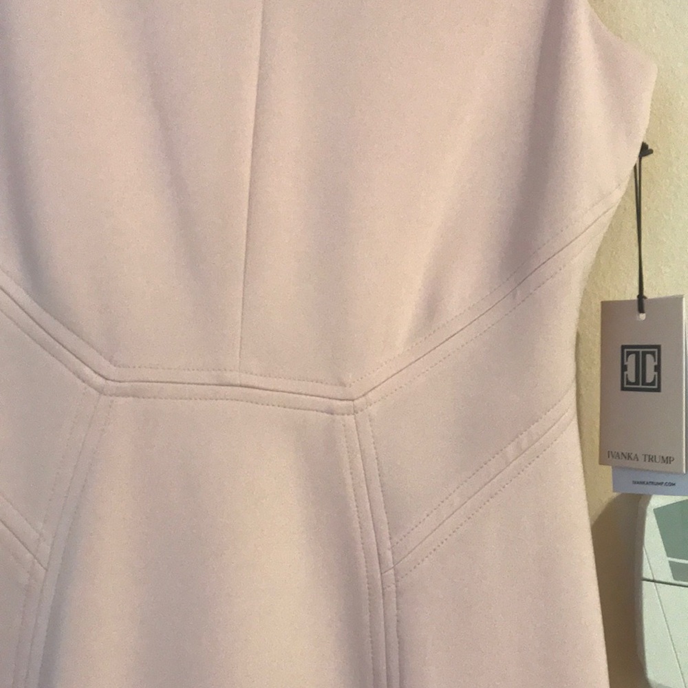 Dress - Picture 2 of 7